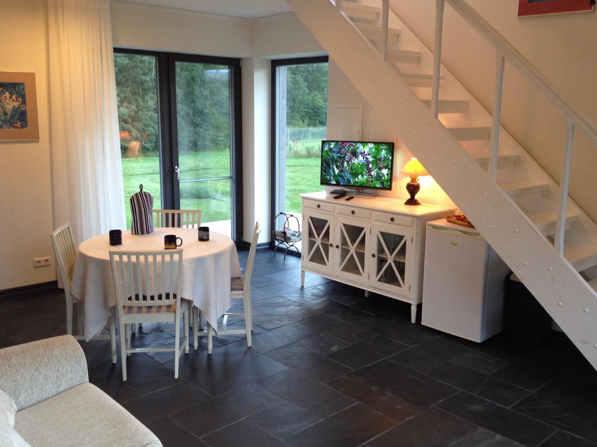 Piesta Riverside Cottage In Soomaa Region Kullimaa エクステリア 写真