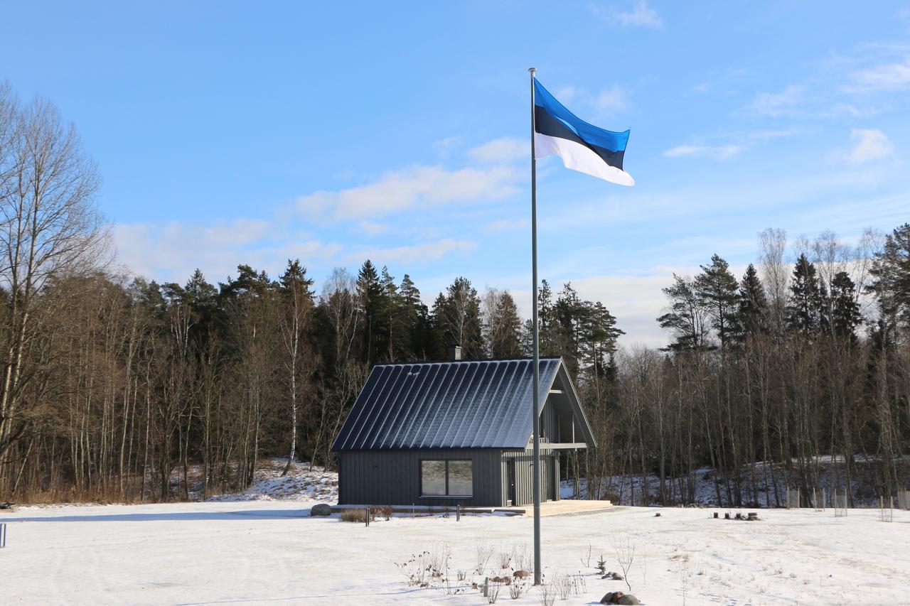 Piesta Riverside Cottage In Soomaa Region Kullimaa エクステリア 写真