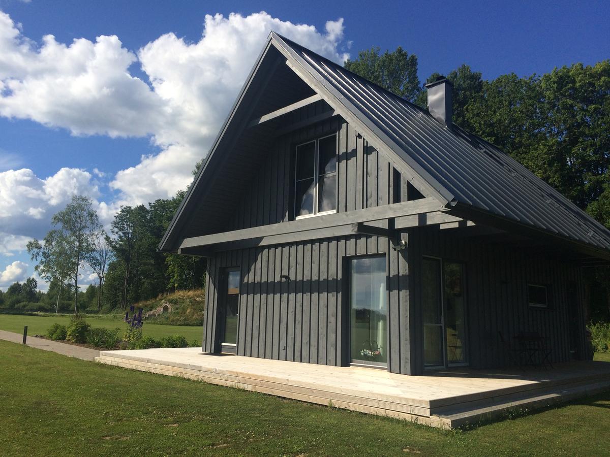 Piesta Riverside Cottage In Soomaa Region Kullimaa エクステリア 写真